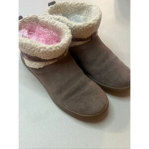 KOOLABURRA by UGG Women's Taupe ISANA Suede Booties Faux Fur Ankle Boots Size 6